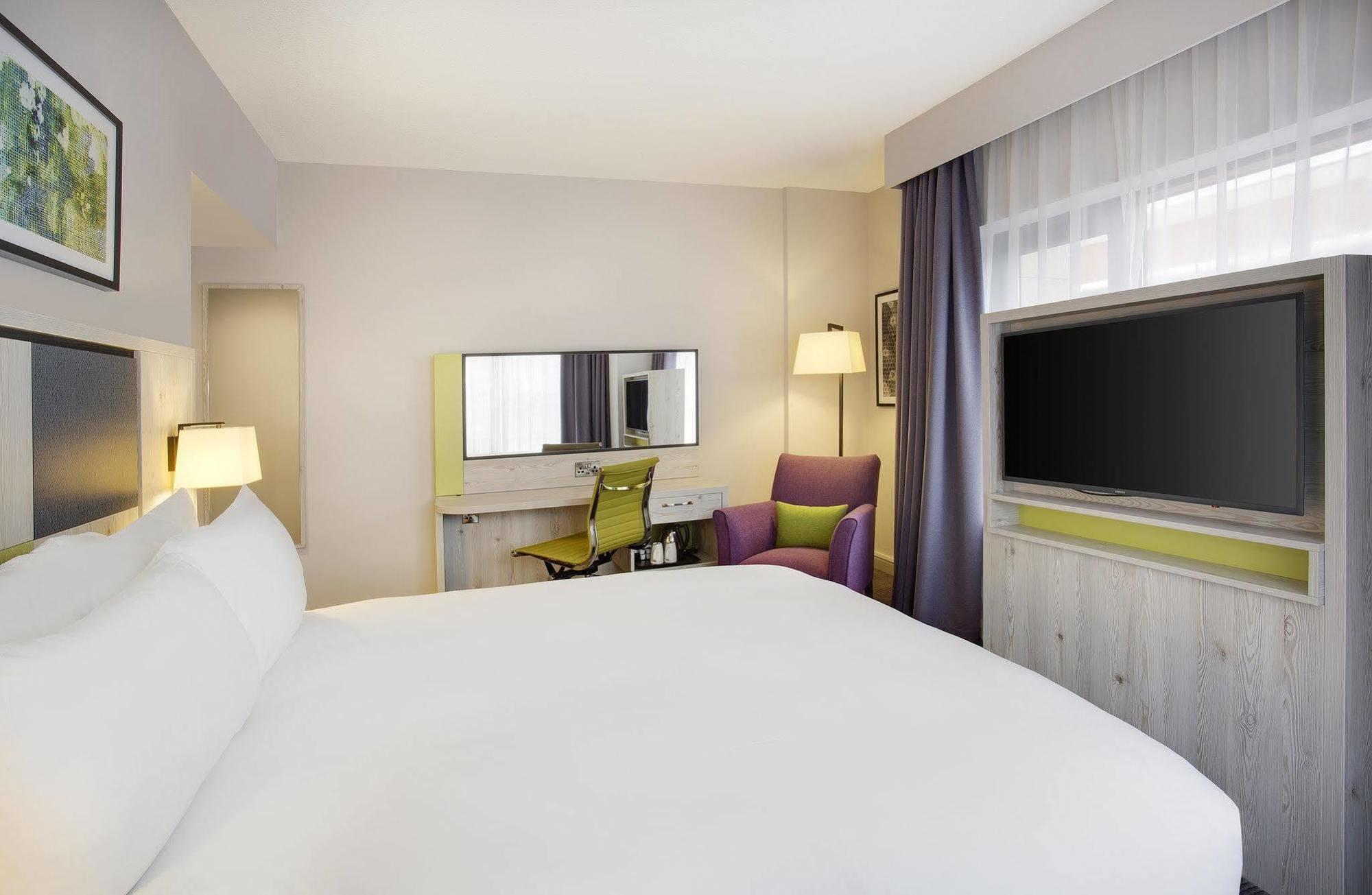 Leonardo Hotel Manchester Central - Formerly Jurys Inn Exteriör bild